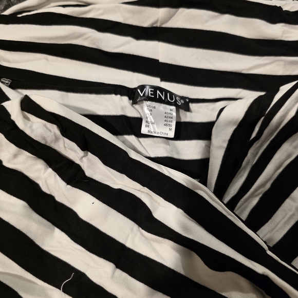 VENUS Black and White Striped Top - Picture 3 of 4